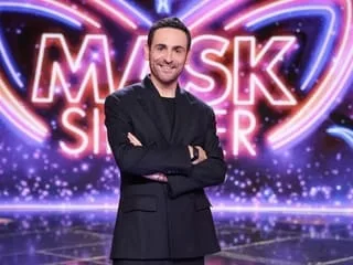 Camille Combal décroche l’animation de « Taskmaster », un célèbre jeu télé britannique, que TF1 va adapter en France
