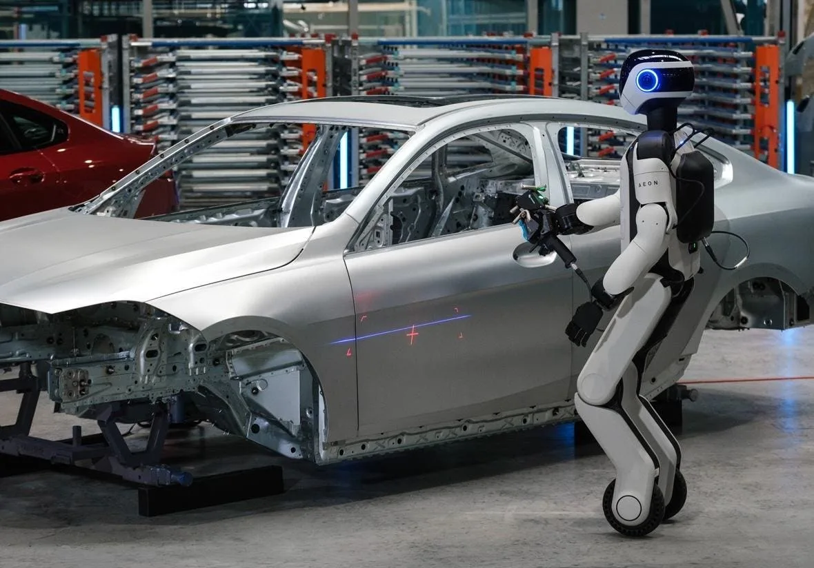 Hexagon Is Putting 1,000 Humanoid Robots In Schaeffler Factories. This Is Not A Copy-Paste Process