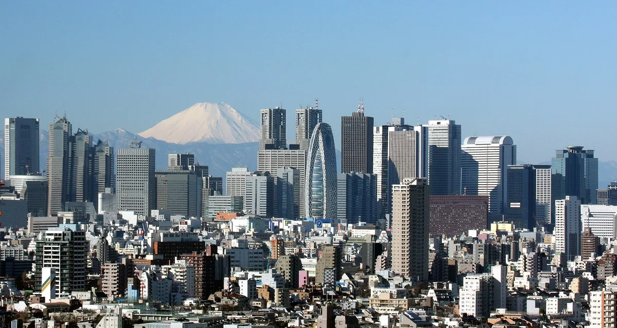 Japão é atingido por dois terremotos em diferentes regiões