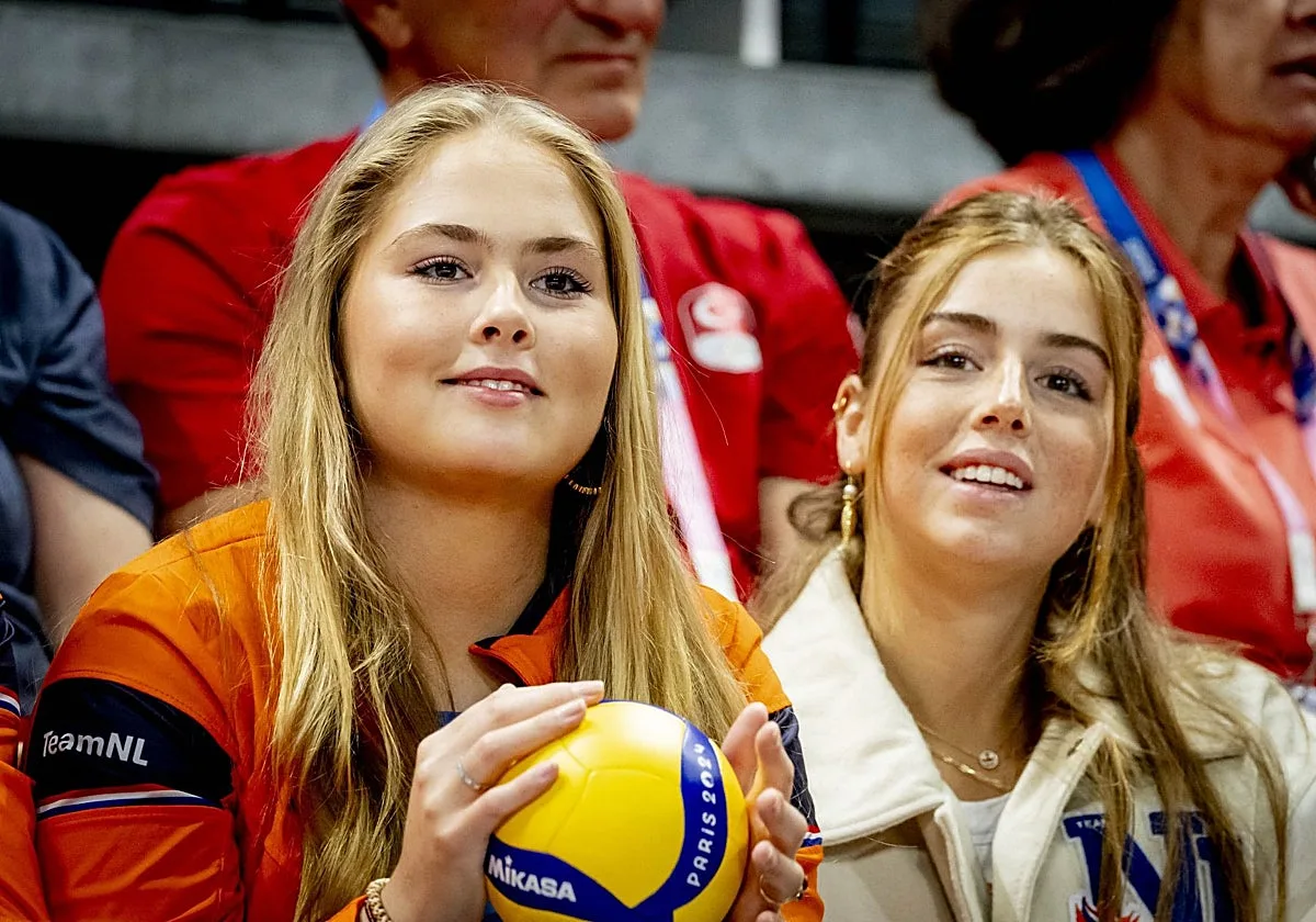 El presunto autor de la amenaza a Amalia y Alexia de Holanda queda en libertad a la espera de sentencia: «Creía estar en contacto telepático con ella»