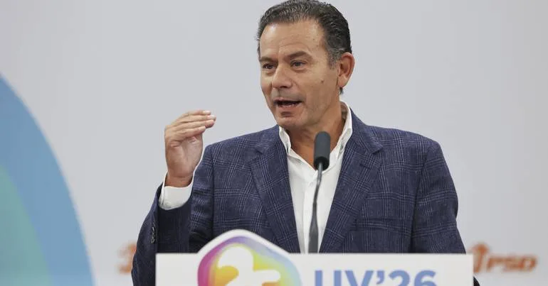 Montenegro ignora Ventura e tenta virar a página na Educação