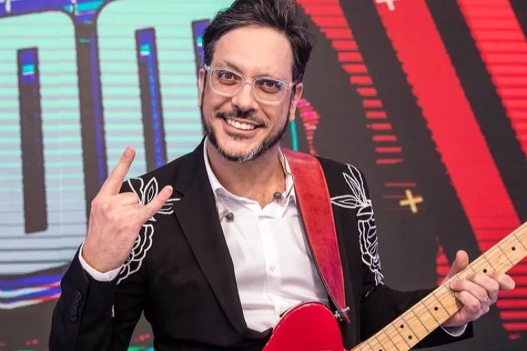 Lúcio Mauro Filho revela que teve câncer no intestino antes de morte da mãe