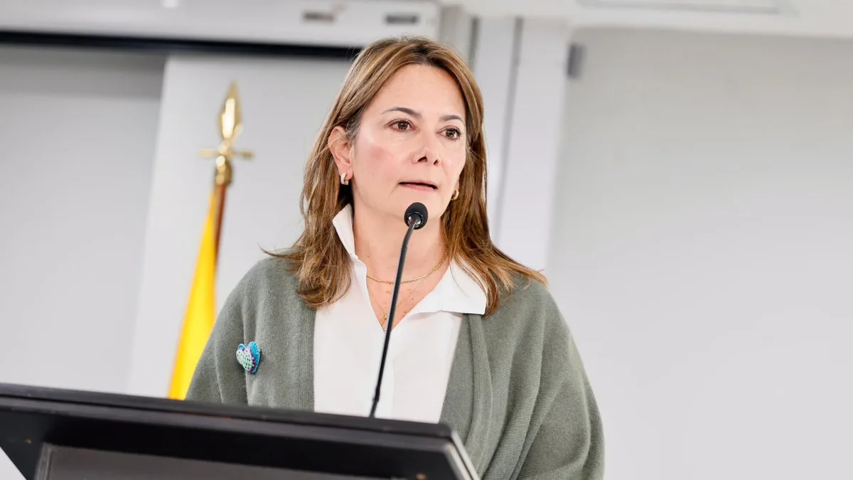 Ministra de Salud respaldó plan de choque de Abelardo de la Espriella para atender a más de un millón de pacientes: “Es detener el sufrimiento”