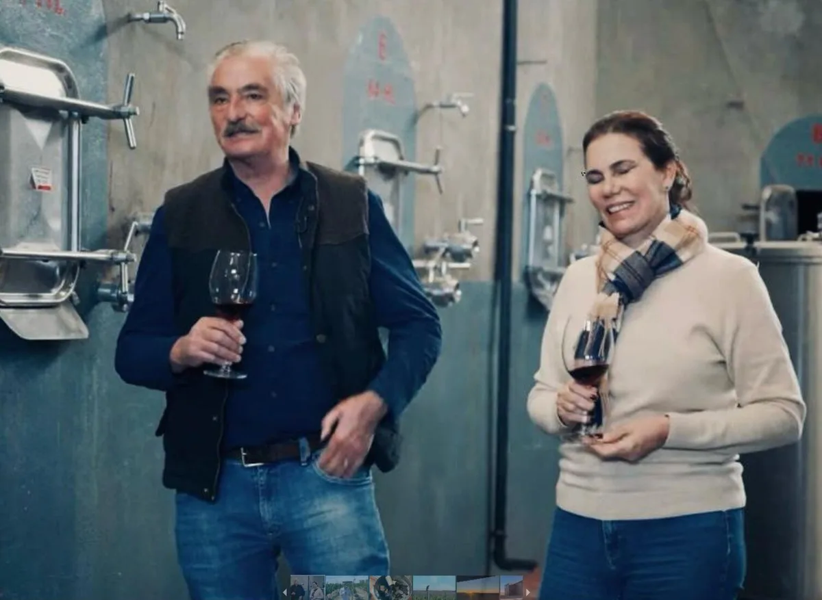 Produce miles de botellas: compró una chacra en la estepa de la Patagonia con sus ahorros y hace vinos que llegan a Estados Unidos