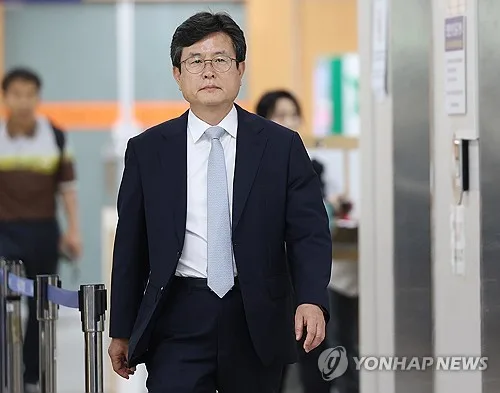 [속보] '사후 계엄선포문' 강의구 前부속실장 2심도 징역 1년6개월