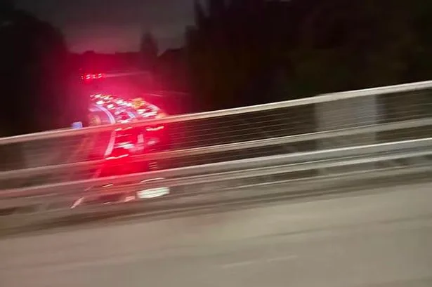 M56 recap - motorway shut near Manchester Airport as 999 crews rush to incident