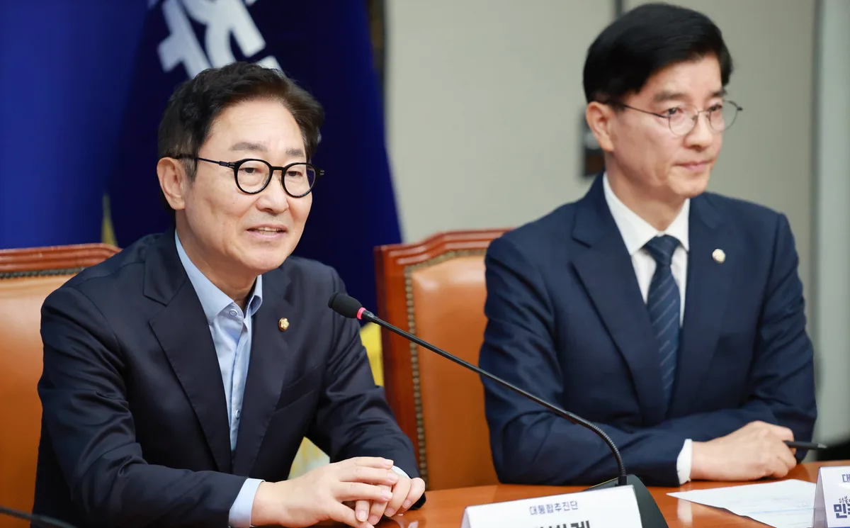 ‘대통합’ 엇박자...민주당 “사무총장과 논의 중” 조국혁신당 “그런 적 없다”