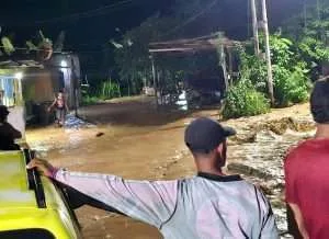 Lluvias causaron crecida de cauces en Ocumare del Tuy