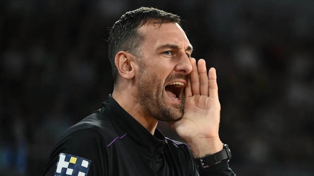 Andrew Bogut caught up in ugly neighbourhood dispute over basketball