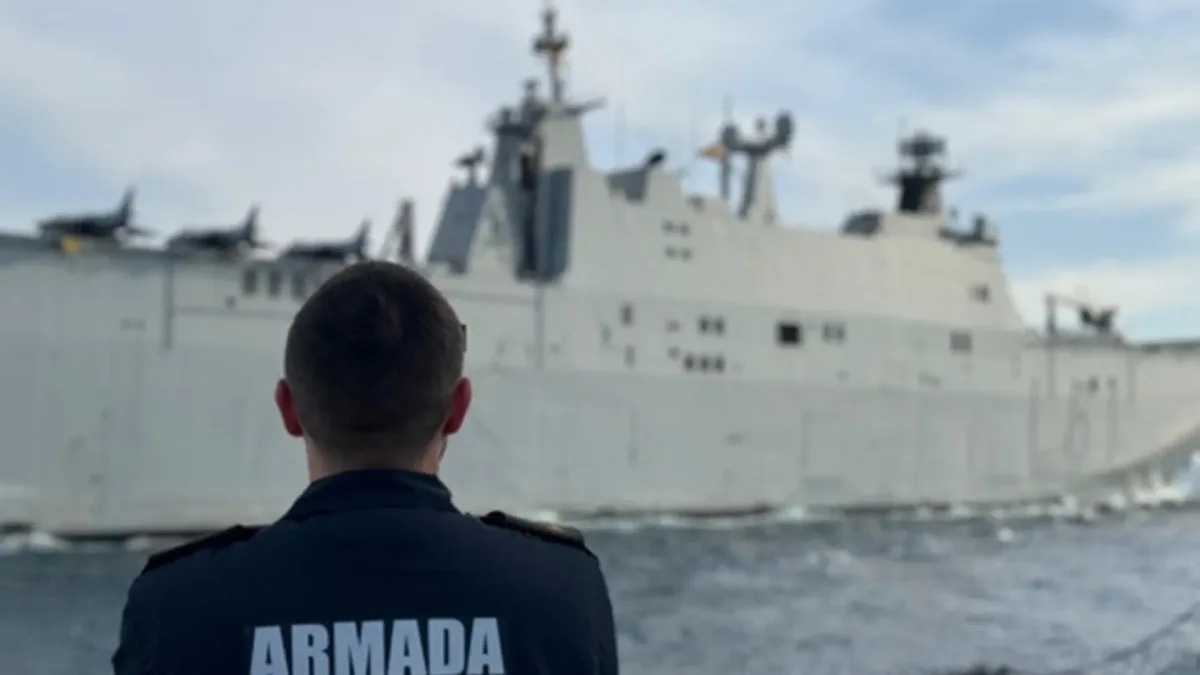 Feijóo pide desplegar la Armada en Ceuta ante las "invasiones marroquíes" y llamar a consultas al embajador español en Rabat
