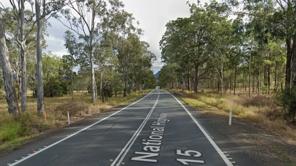 Teenager hit and killed by car while walking along Cunningham Hwy in Queensland’s Scenic Rim
