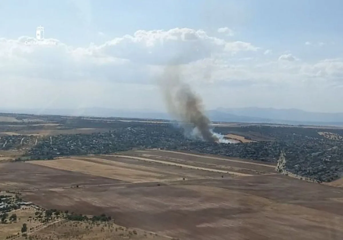 Declarado el nivel 1 por un incendio en Galápagos (Guadalajara) que afecta con humo a viviendas