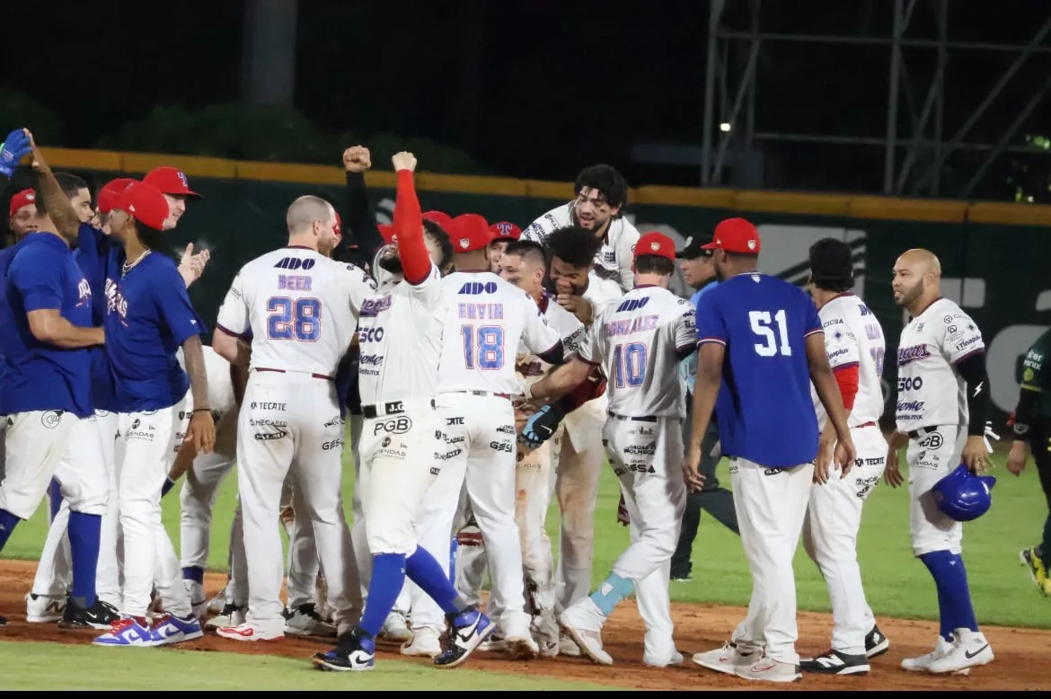 Olmecas vence en extra innings a Pericos: la Serie de Campeonato de la Zona Sur se empata