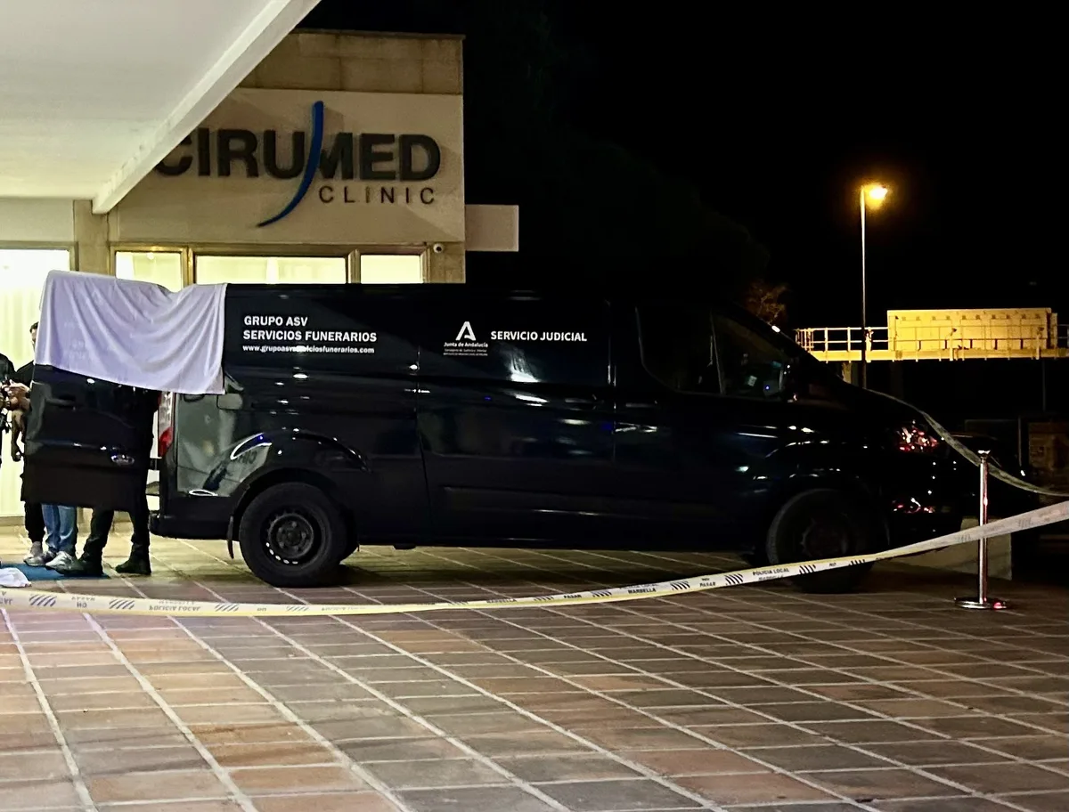 La Policía Nacional detiene a un joven de 18 años como presunto autor de la muerte del cirujano Alexander Aslani en su clínica de Marbella