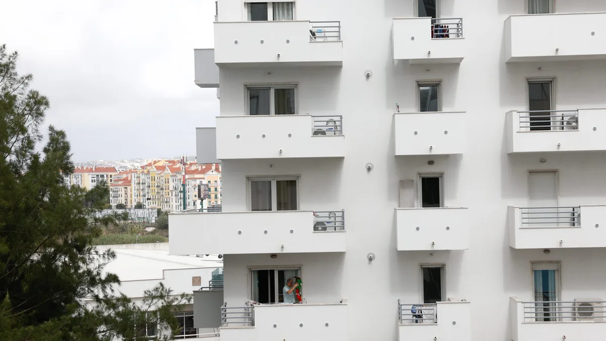 Imobiliárias apoiam reformas da habitação, mas travam euforia