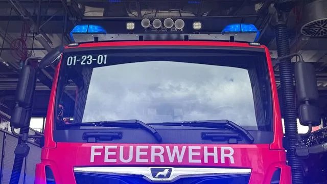 Keine Verletzten: Haus nach Brand unbewohnbar - Bewohner bleiben unverletzt