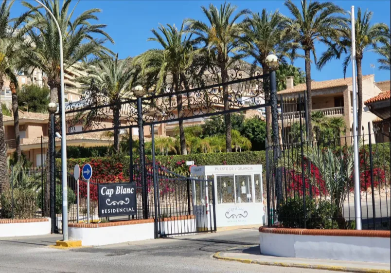 Investigan el hallazgo de los cadáveres de un matrimonio irlandés en Cullera (Valencia)