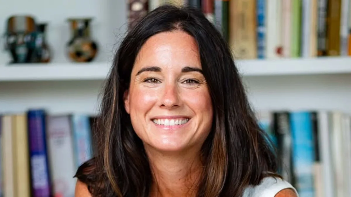 Ane Arieta, mediadora familiar, sobre el primer verano sin hijos tras separarse: "No se trata de distraerse para no pensar, sino de recuperar espacios propios"