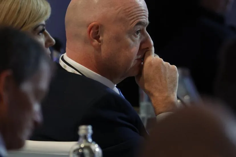L'UEFA prévoit une motion de censure contre Gianni Infantino s'il ne quitte pas son poste de président de la FIFA