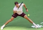 Zverev controla De Minaur, vai à semi e garante novo feito no ranking