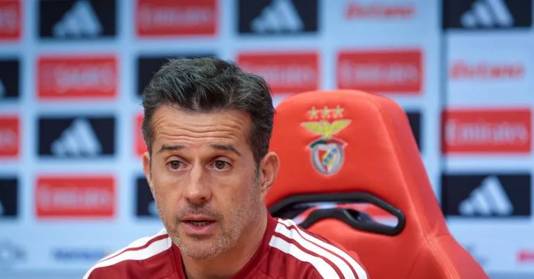 Aarhus "um passo à frente" de adversários do Benfica