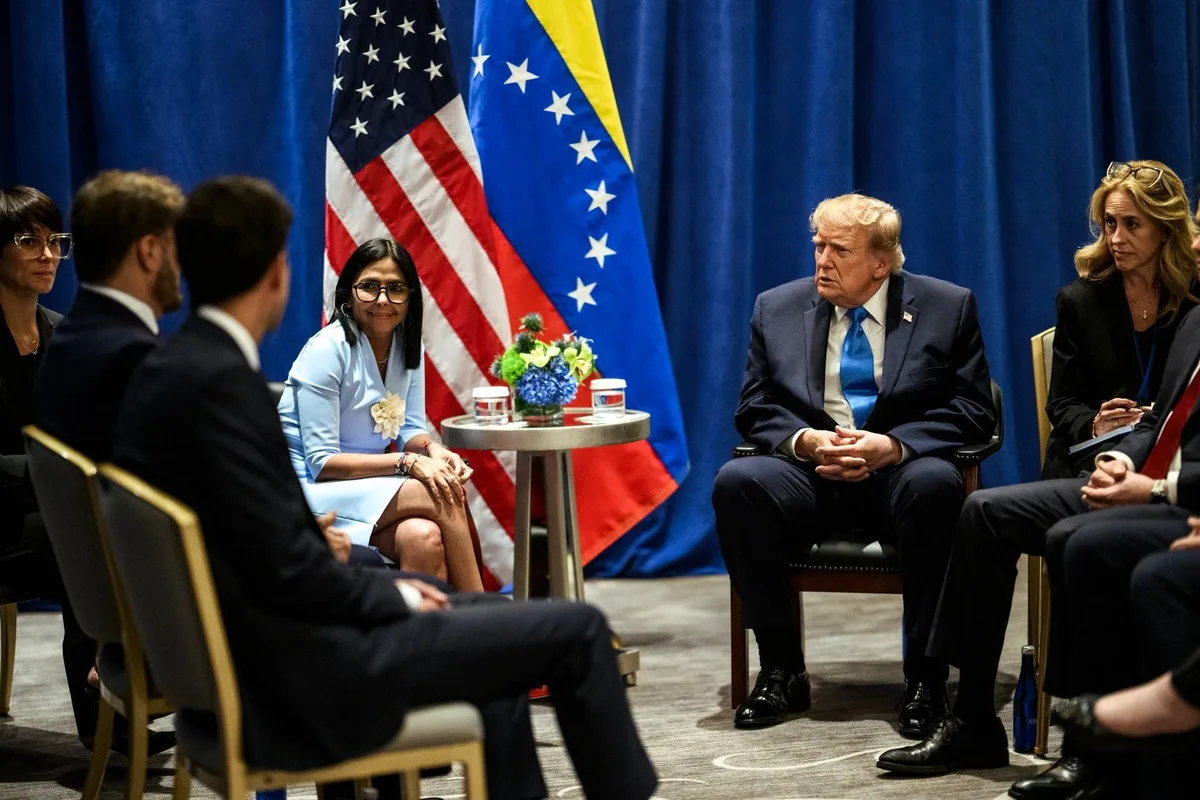 Una foto para la historia universal de la infamia