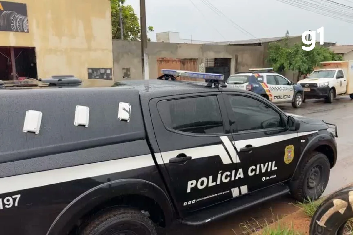 Padrasto de menina morta por suposto tiro acidental paga fiança de R$ 1,5 mil por posse irregular da arma em MT