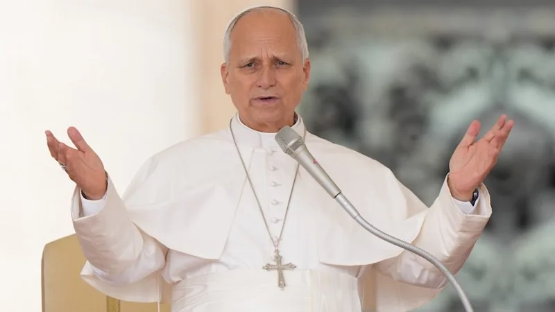 Lung cancer rates in non-smokers like Pope Leo are rising. How can you catch it early?