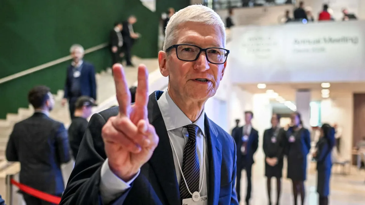 Apple CEO Tim Cook gives nod to founder Steve Jobs in final memo