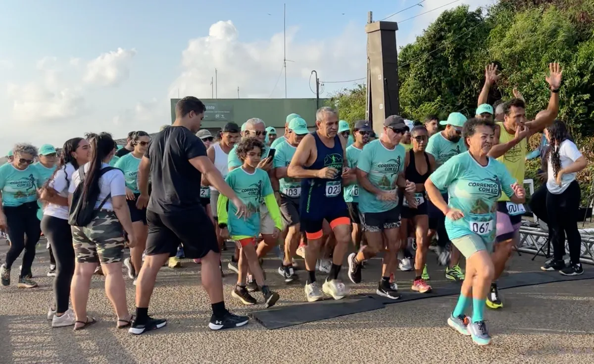 Corrida reúne 220 atletas em praias e trilhas de Fernando de Noronha