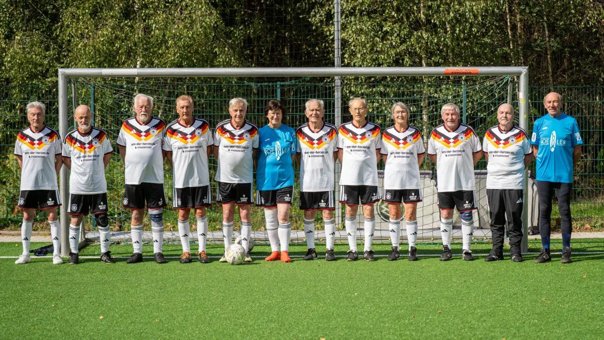 Finale gegen USA: Deutsche Ü-80-Senioren gewinnen Fußball-Weltmeisterschaft