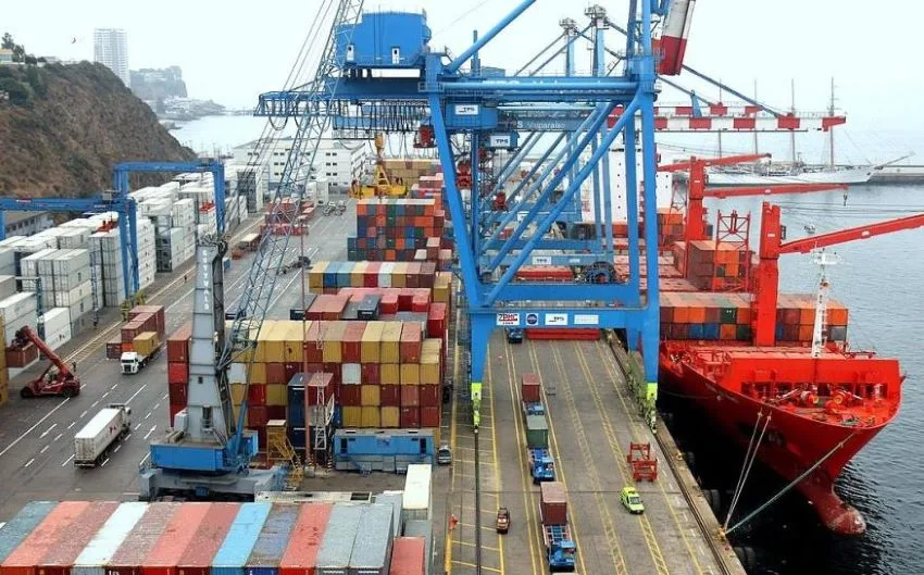 ¿Cuántas toneladas de algas marinas exportó Venezuela desde Margarita y hacia cuáles países?