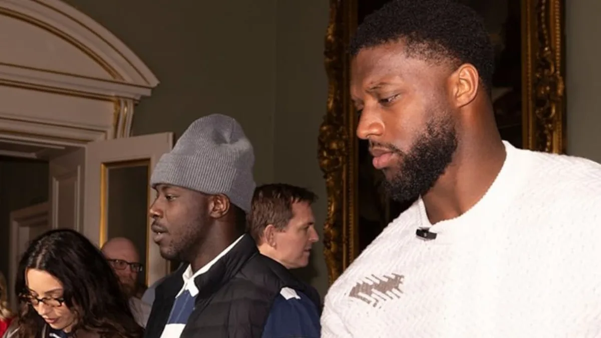 Jacksonville Jaguars Enjoy Buckingham Palace Visit After Dramatic Eagles Win
