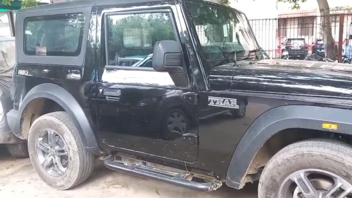 Thar Rams Bike In Delhi, Kills Couple On The Spot