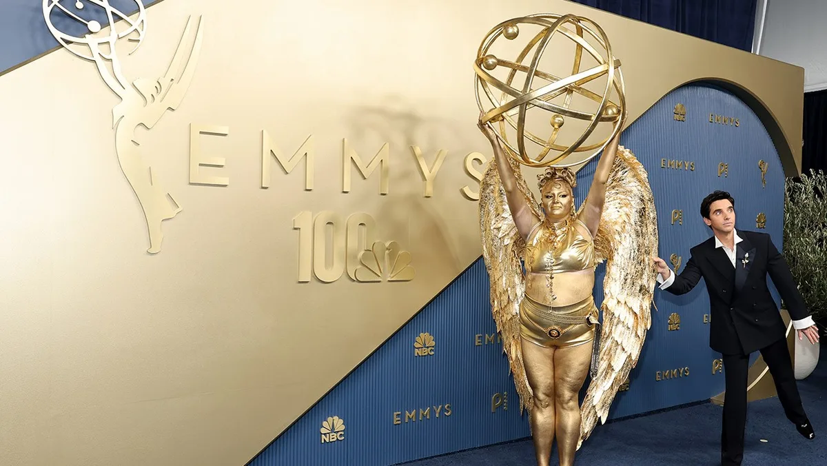 ‘Hacks’ Star Megan Stalter Dresses as an Emmy for 2026 Ceremony