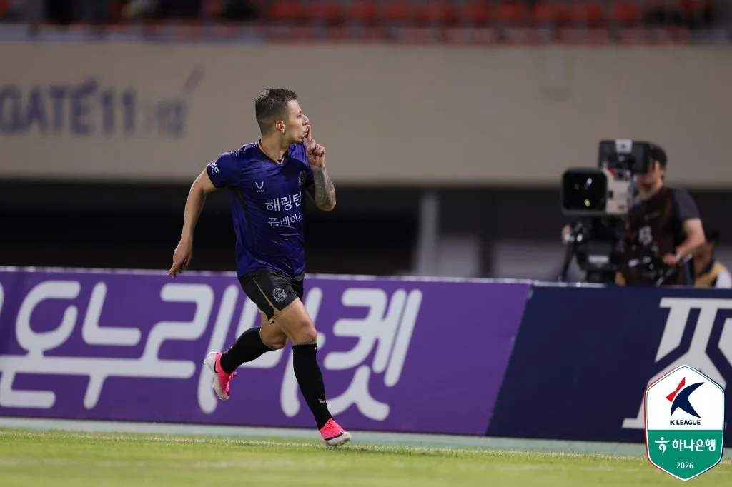 ‘멀티골로 역전승 견인’ 안양 마테우스, K리그1 25R MVP