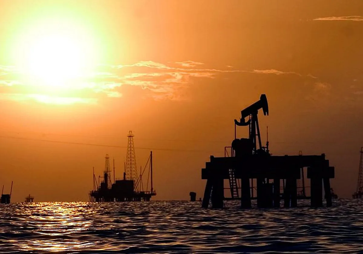 EE.UU. toma el control total del petróleo de Venezuela y se queda con el dinero de sus ventas