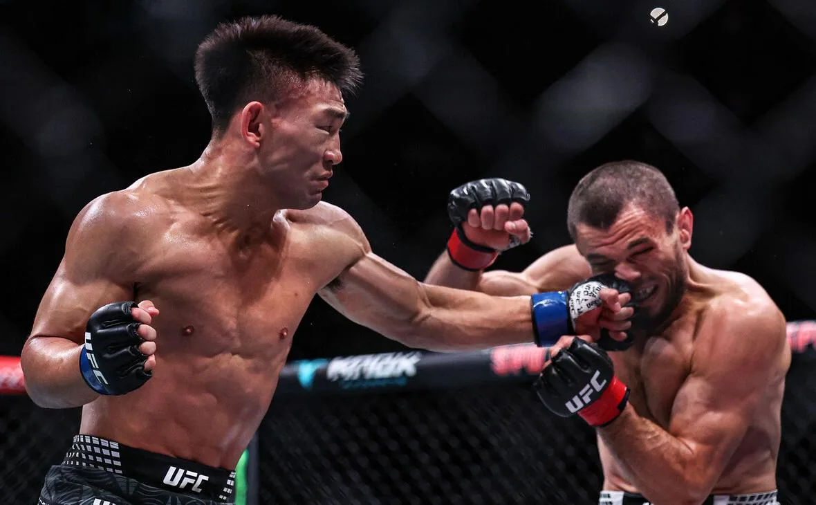 Нурмагомедов потерял три позиции в рейтинге UFC после нокаута от китайца