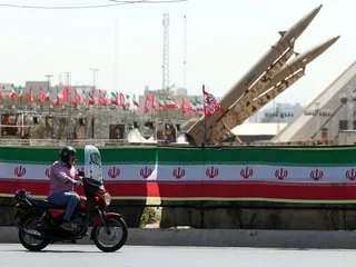 L’armée américaine frappe à nouveau le sud de l’Iran, Donald Trump menace qu’une « plus grande attaque se prépare »