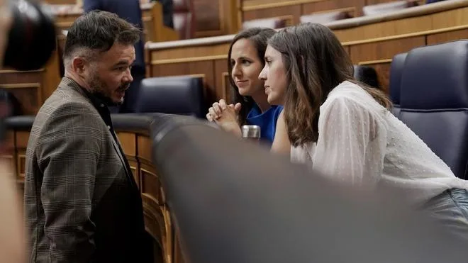 Podemos responde a la oferta de Colau: "El tándem Rufián-Montero es el mejor que puede dar esta pelea"