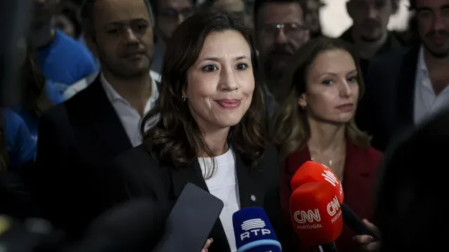 IL desafia Governo a disponibilizar imóveis devolutos do Estado