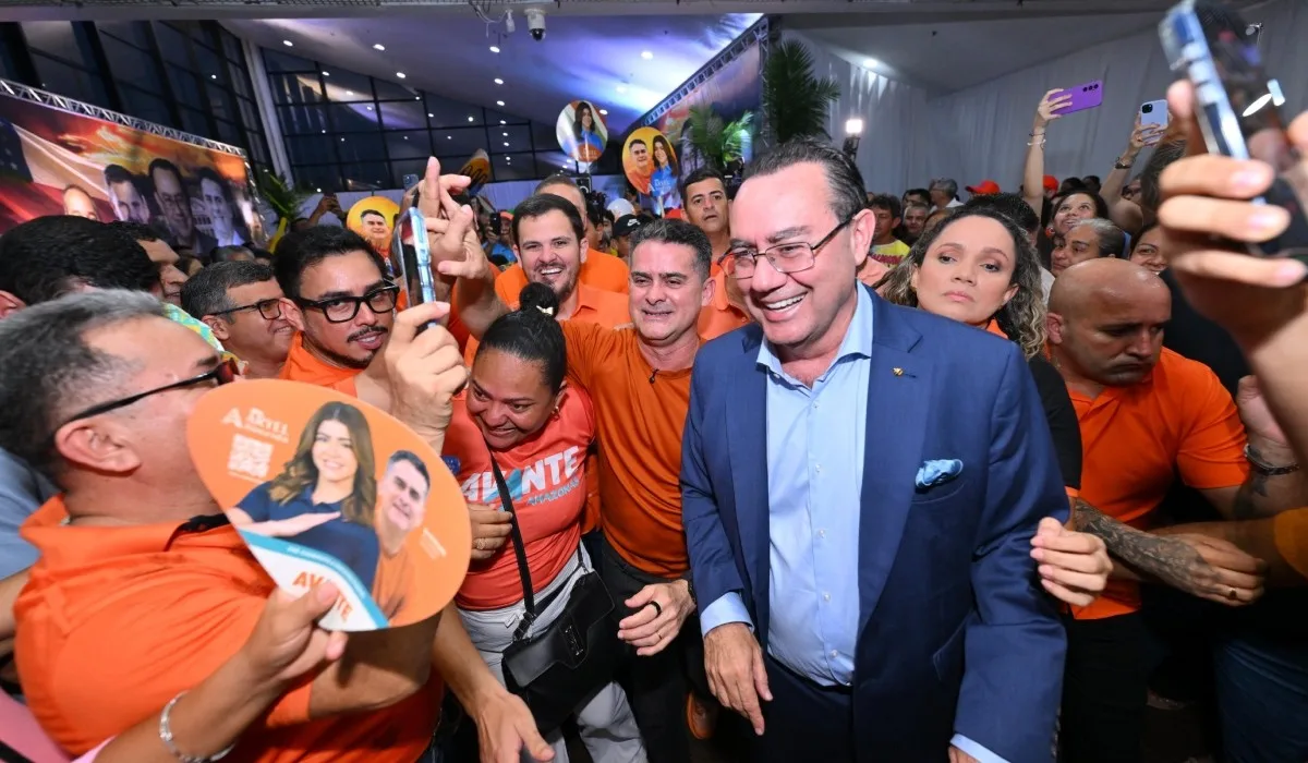 Augusto Cury defende dividir BNDES e financiar microempresas com dividendos da Petrobras