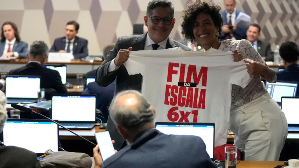 Para imprensa internacional, redução da jornada de trabalho é estratégica e beneficia milhões de brasileiros