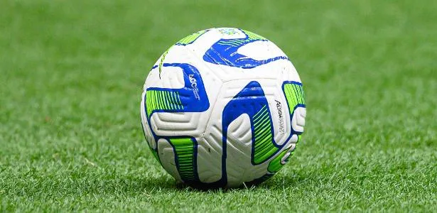 45 é a meta? Veja pontuação de times que escaparam da queda no Brasileirão