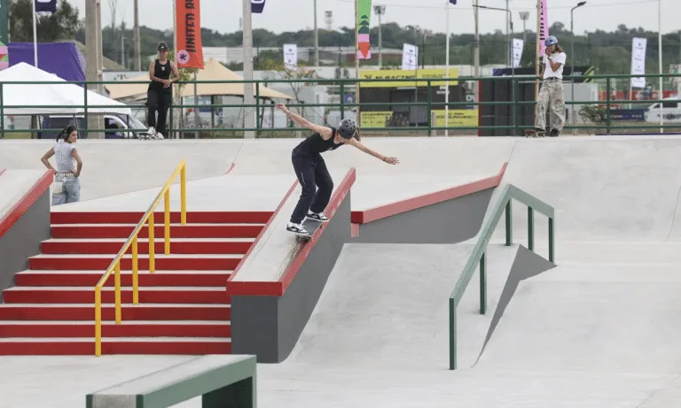 Mundial de Skate Street tem baterias adiadas por chuva em Assunção
