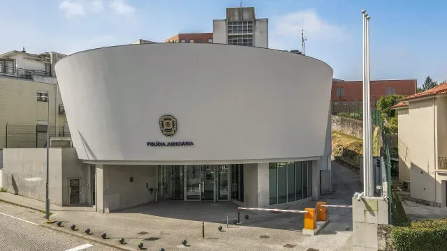 Preventiva para homem de 67 anos que abusou de menino de 13 anos em Gaia