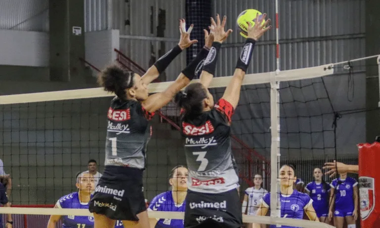 Brasil vira no tie-break para vencer a Polônia e liderar grupo no Mundial Sub-17