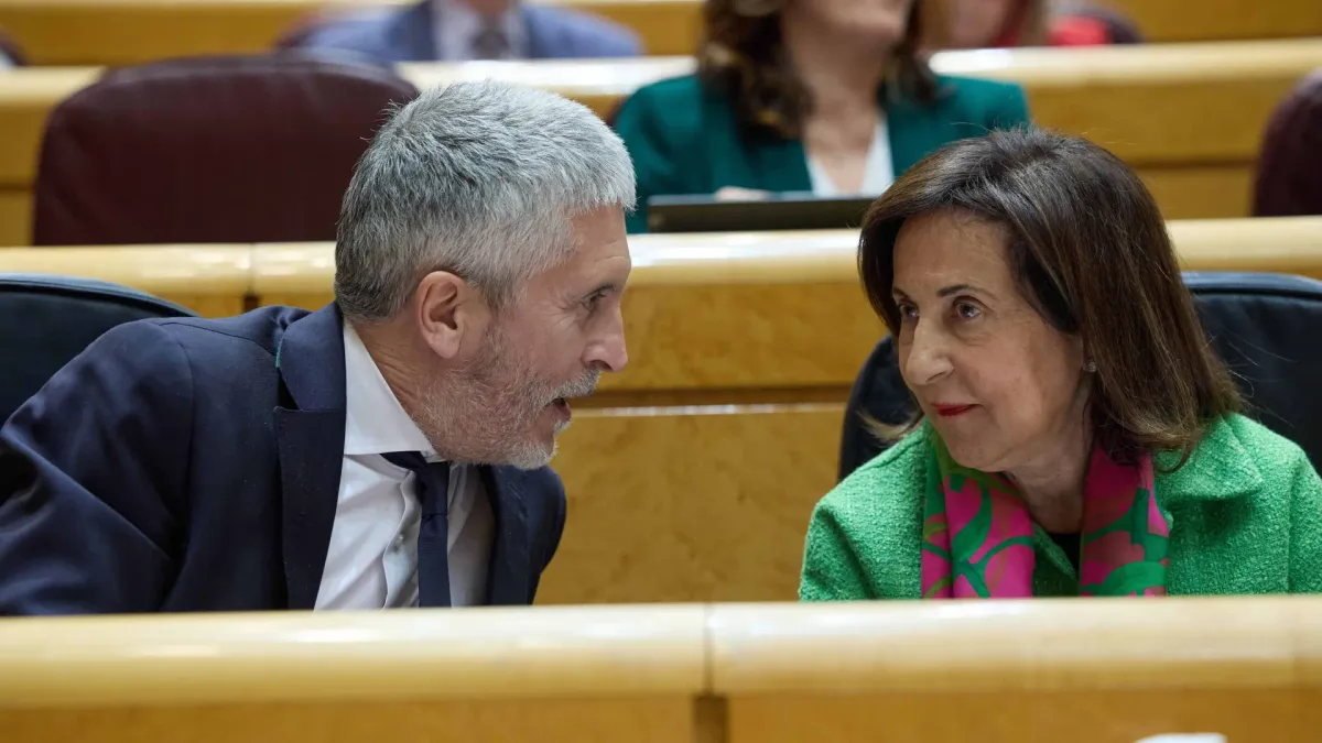 El PSOE intenta rebajar la polémica entre Marlaska y Robles por el aviso del CNI: "Las dos versiones pueden ser verdad a la vez"