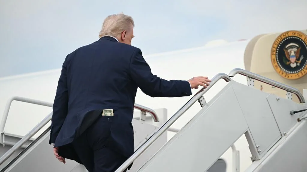 Légalité, coût... ce qu'il faut savoir sur les 5 000 dollars promis par Donald Trump aux Américains