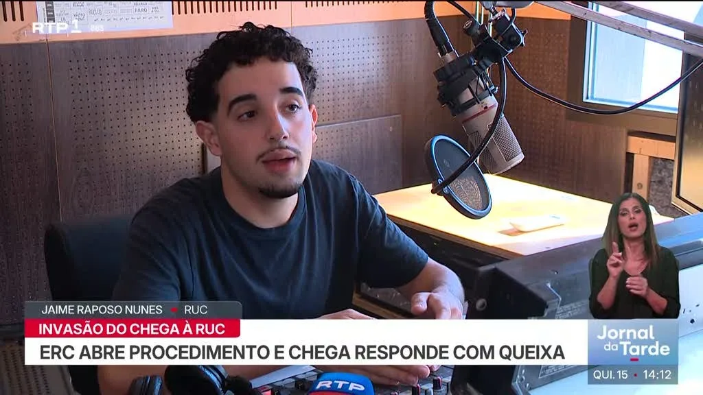Associação Académica de Coimbra vai avançar com uma queixa contra o Chega